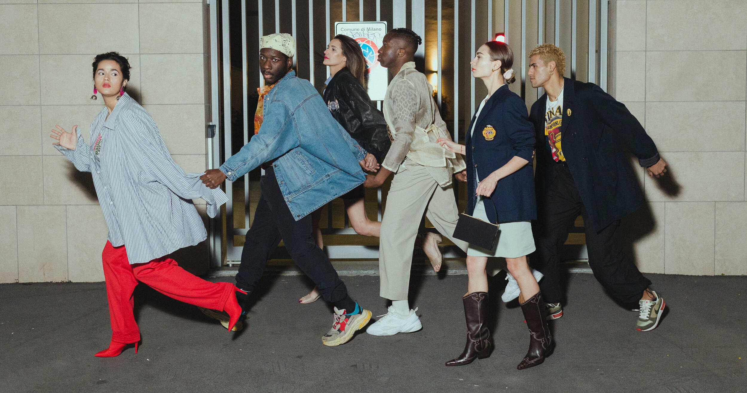 MADELINESTONE_ARTDIRECTOR_MILAN_PHOTOSHOOT