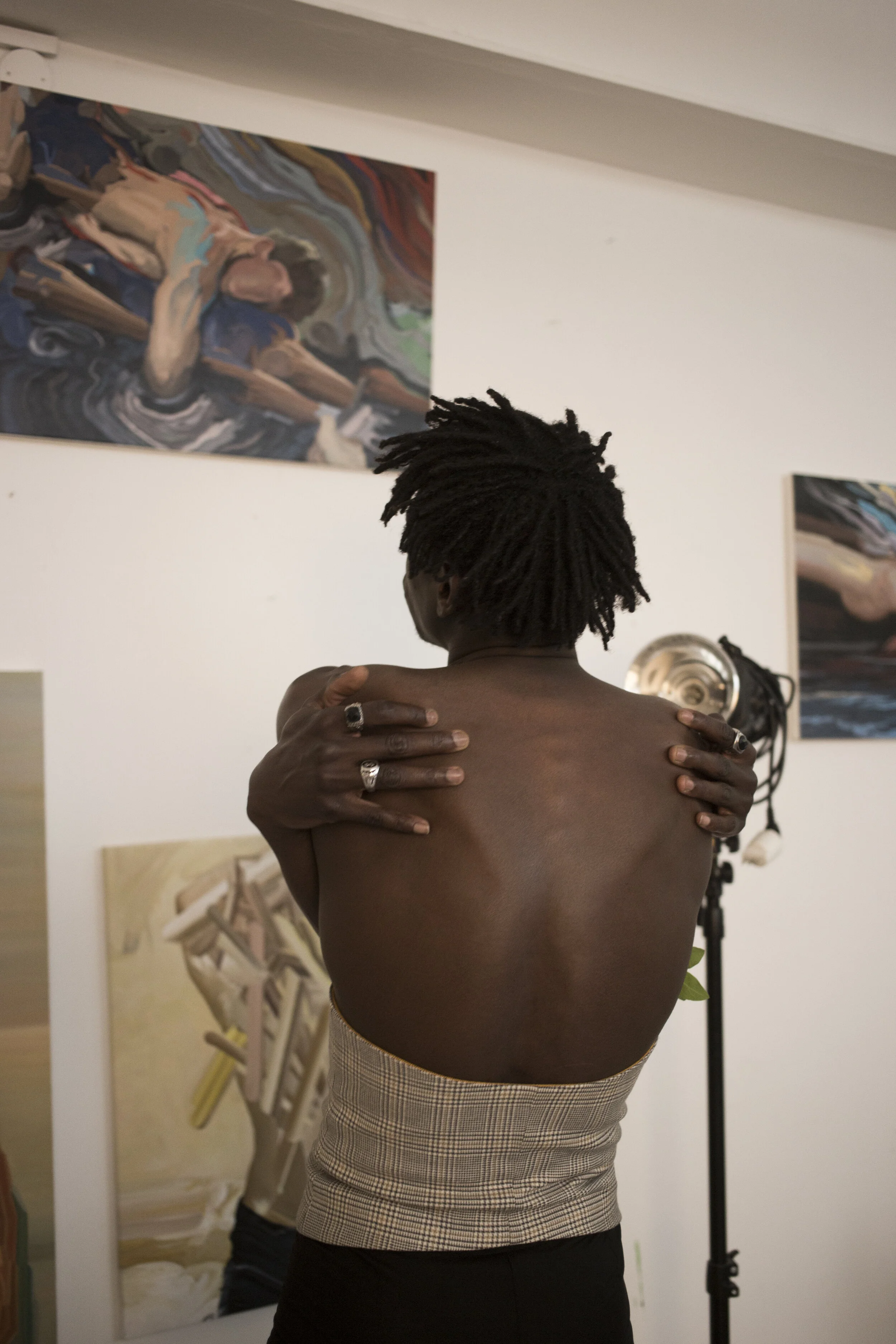 MADELINESTONE_ARTDIRECTOR_MILAN_PHOTOSHOOT