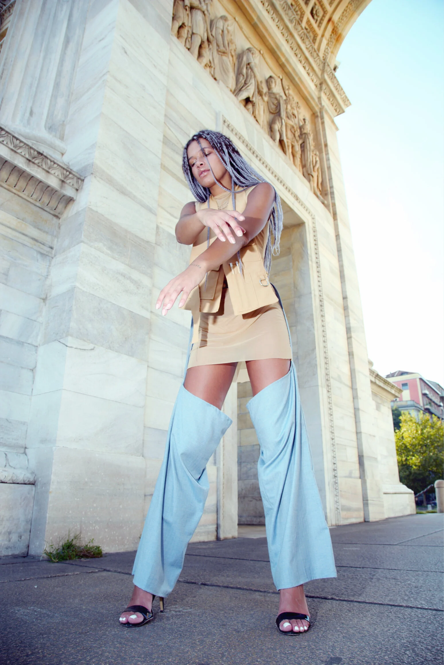 MADELINESTONE_ARTDIRECTOR_MILAN_PHOTOSHOOT