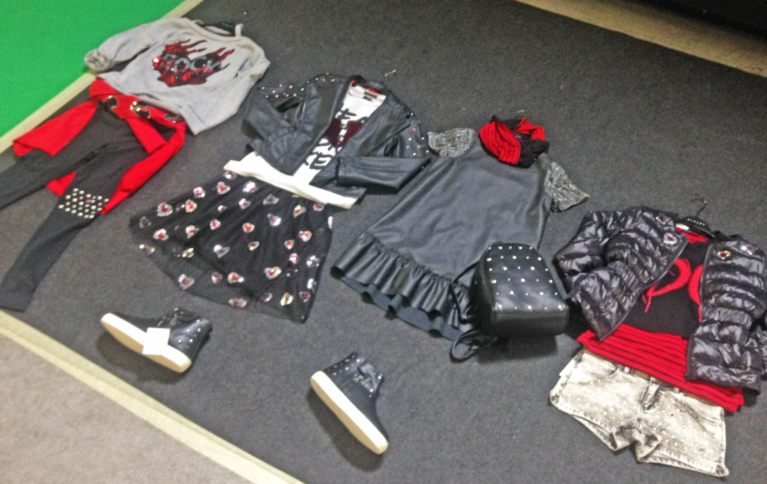 SISLEY YOUNG! FASHION SHOW: Here’s a peek at how we styled the looks before the fashion show debut of the final collections!