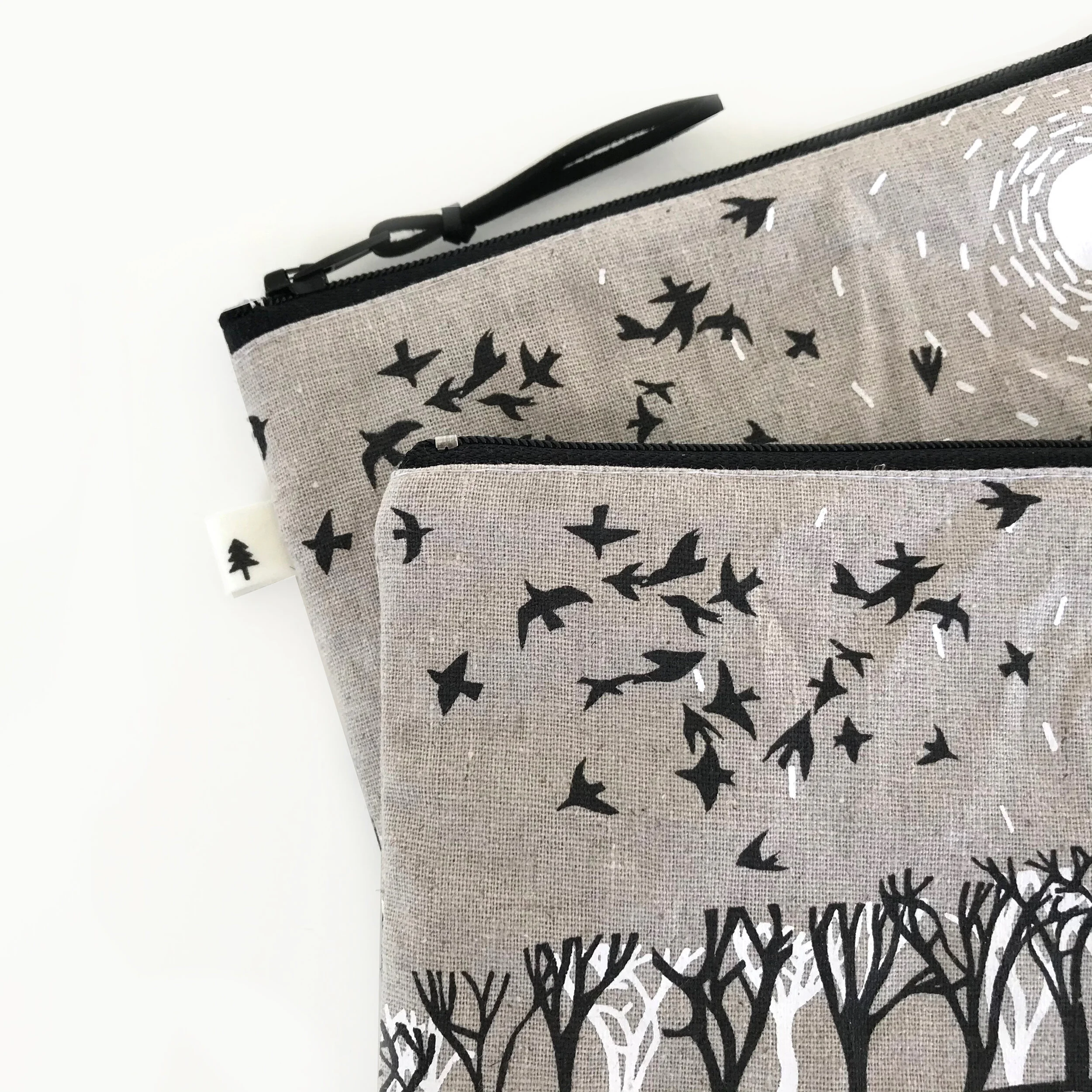 Fields Pouch Small 2.jpg