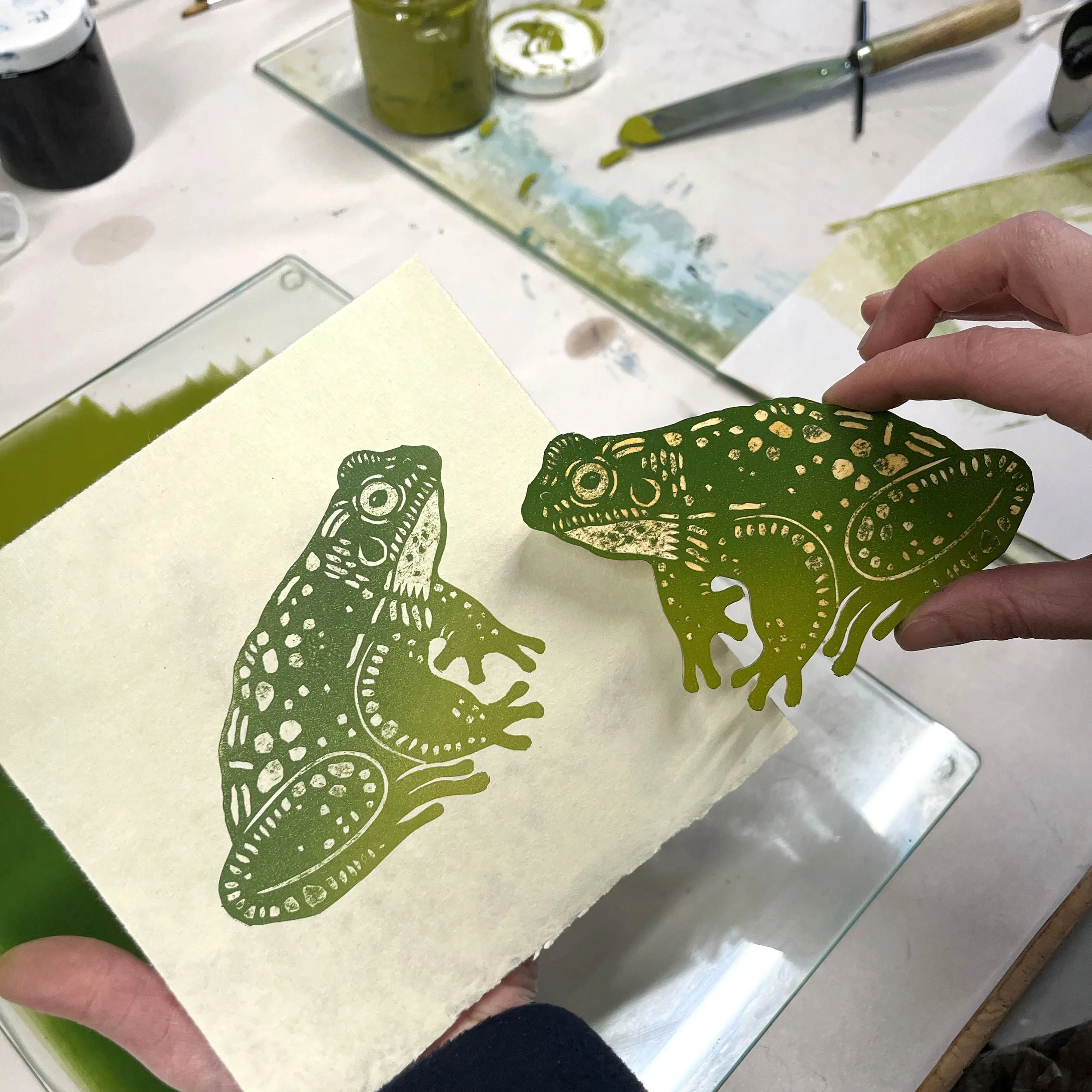 'Frog' in moss green - hand printed collagraph print — Folded Forest