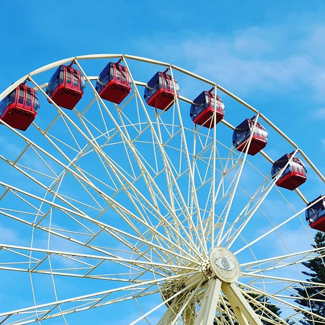 Another excellent Sunday, in Esplanade Park Fremantle. 
Just loving the sunny weather ☀️
#touristwheelfremantle #touristwheel #welovefreo #thisisfremantle