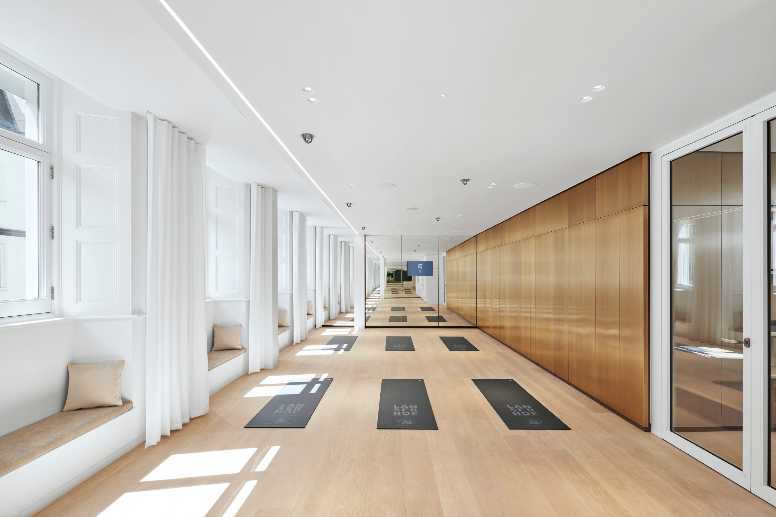 lanserhof_at_the_arts_club_gym_yoga.jpg