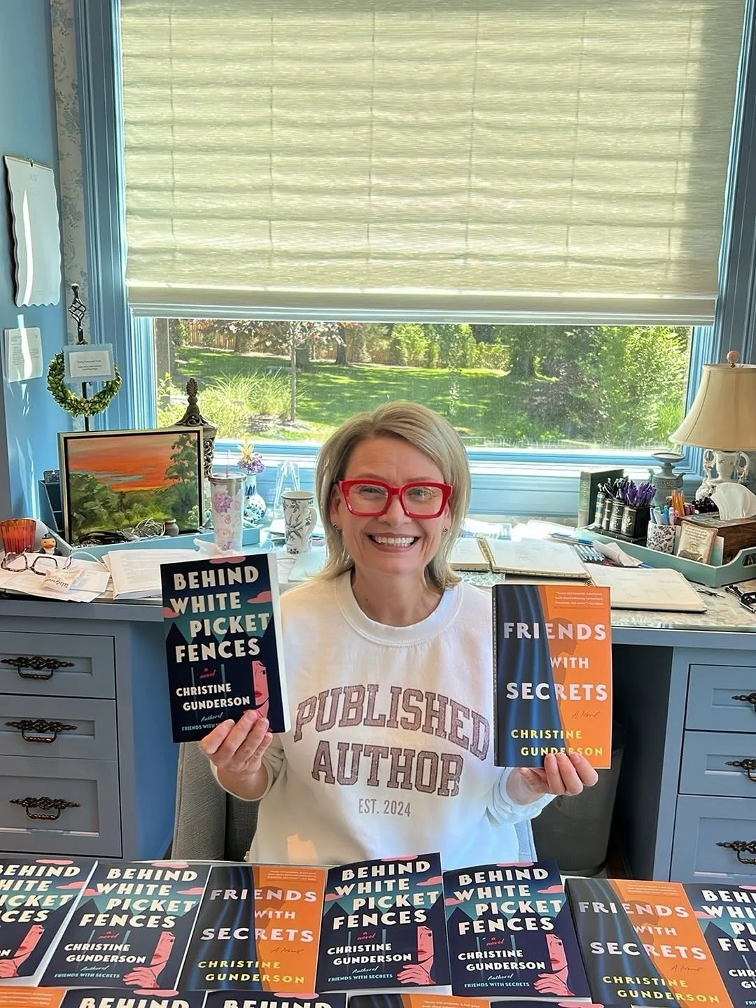 Congrats to @gunderchristine today on the launch of her second novel, Behind White Picket Fences.

I haven&rsquo;t laughed so hard at a book in a long time - relatable mom issues, friendship, and ultimately it&rsquo;s a thriller.

Think Desperate Hou