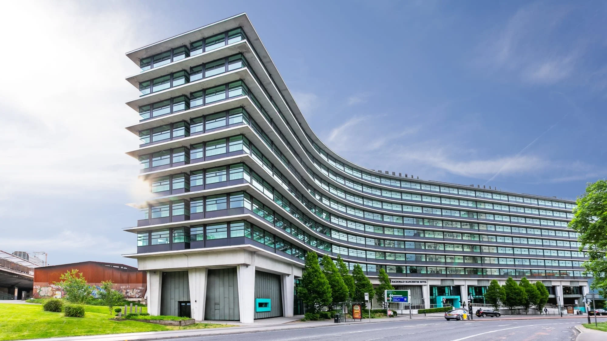Manchester Marriott Hotel Piccadilly - Management