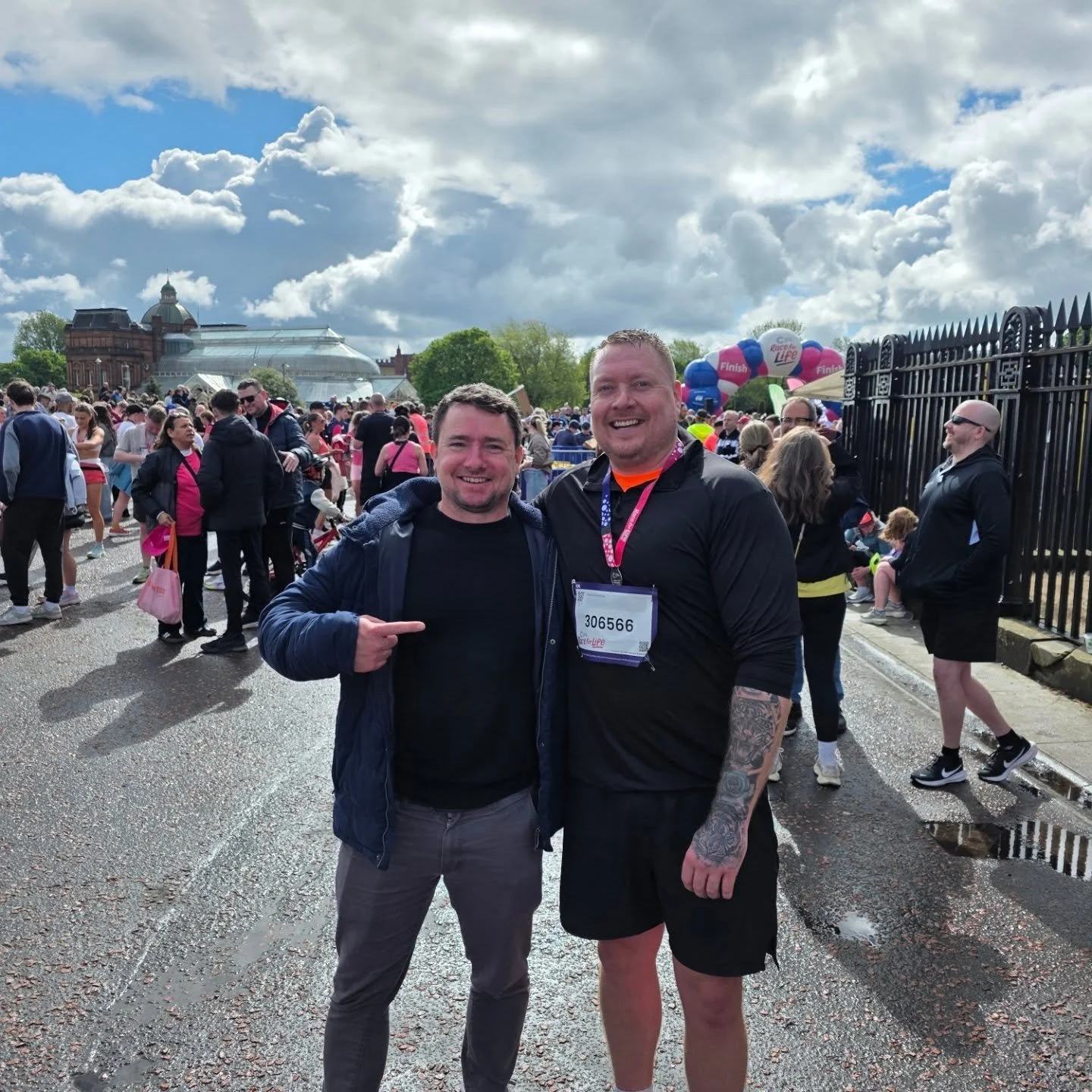 Over &pound;1000 raised for a phenomenal cause and a cracking achievement today from our resident brickie and garden landscaper extraordinaire, Azza! 👏💪

All of our APEXers know that if you need someone to strict curl a 40kg dumbbell for fun or shi