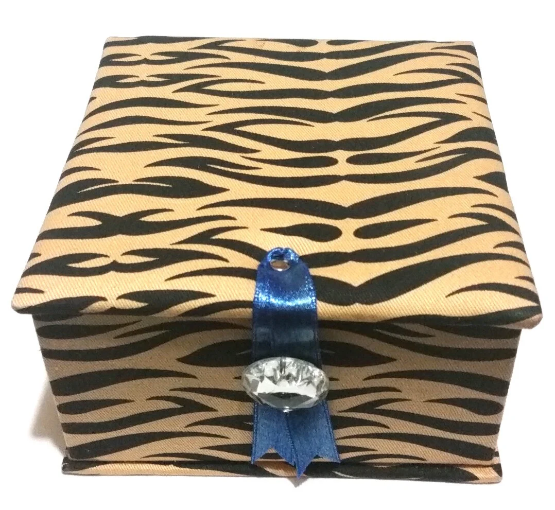 tiger box small2.jpg