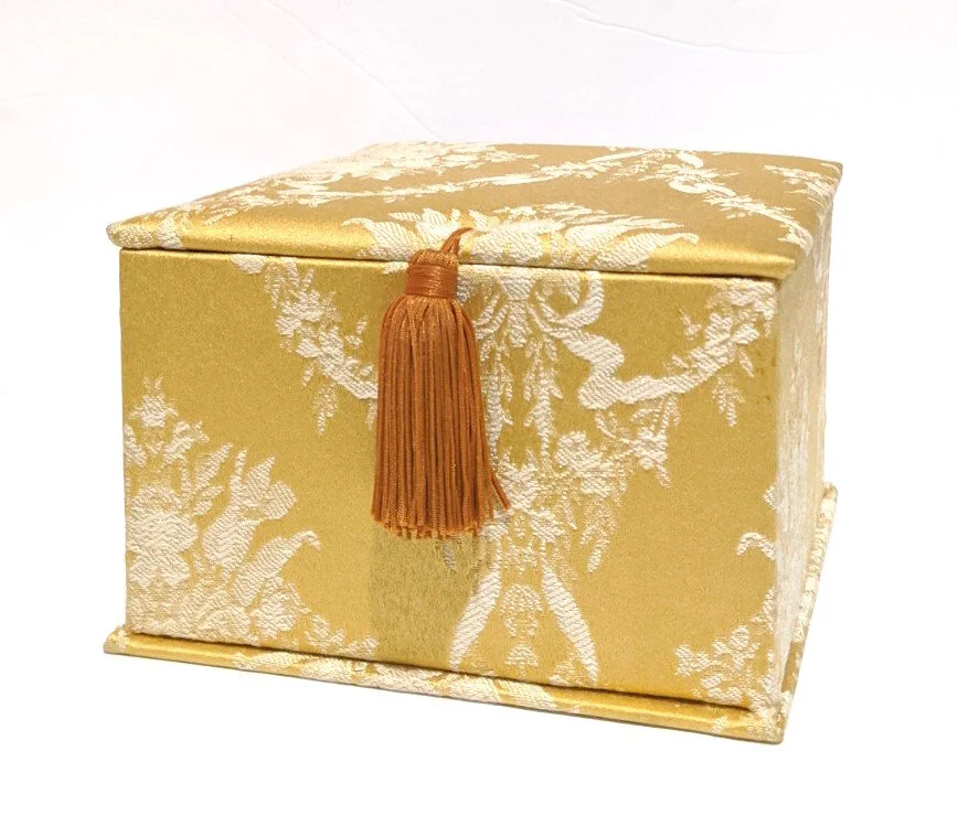 gold box.jpg