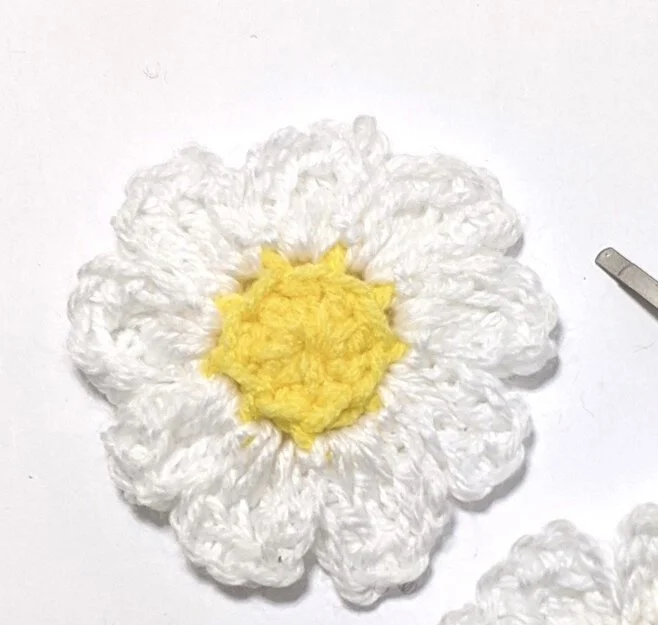 Daisee Crochet Bracelet and Brooch,