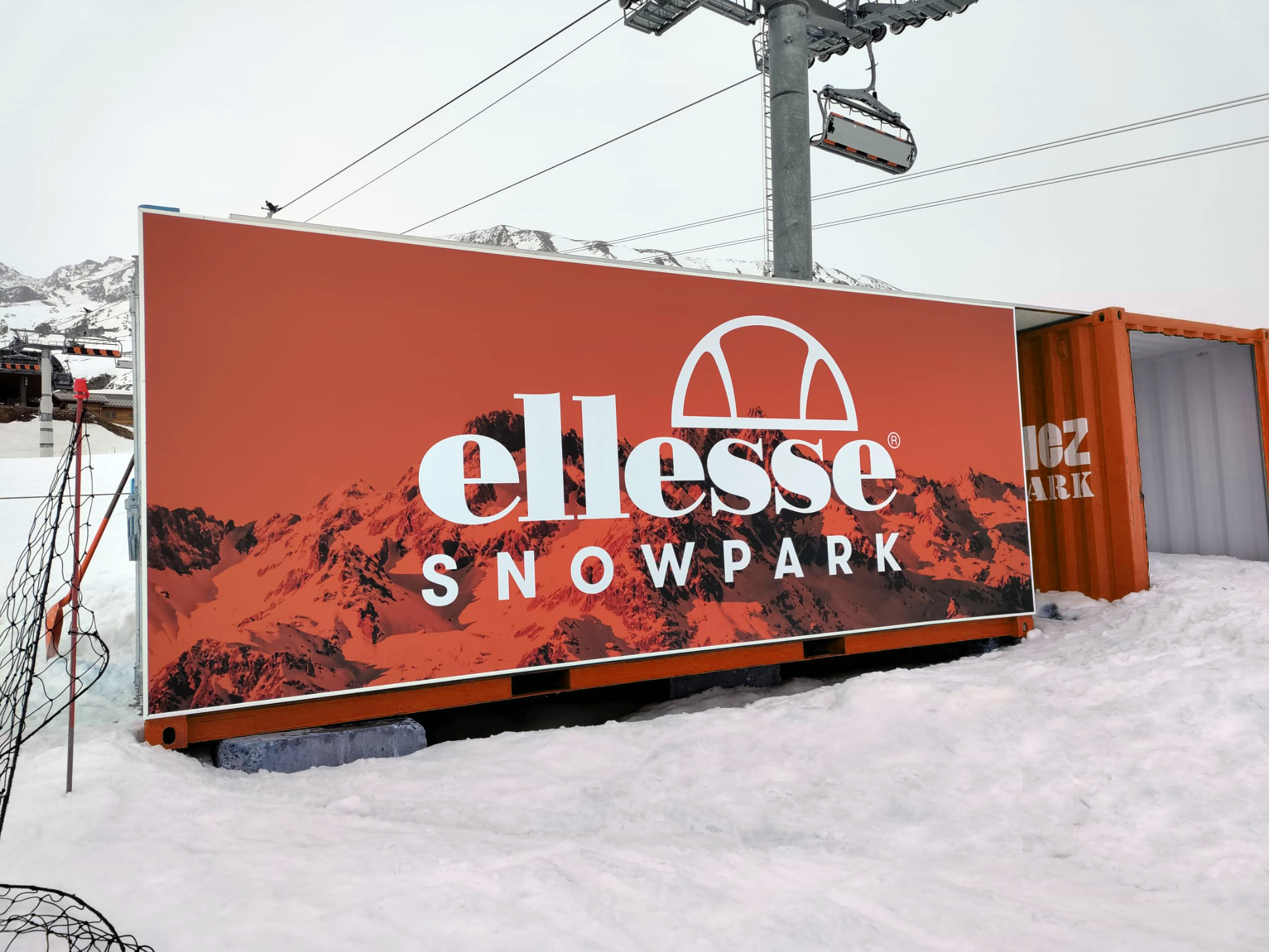ELLESSE X TOMORROWLAND WINTER 2022