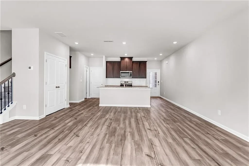 Family room 1.webp