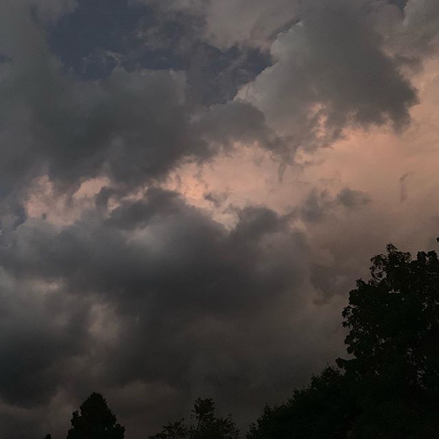 Beautiful but stormy sky at the farm tonight.
.
.
#dryrunfarm #dryrunapiary #dryrunhoneycompany #marylandfarms #maryland #farmsofwolfsville #smallfarms #farmstead #homestead #farmfresh #farmlife #countrylife #simplelife #farmhousemovement #farmdays #