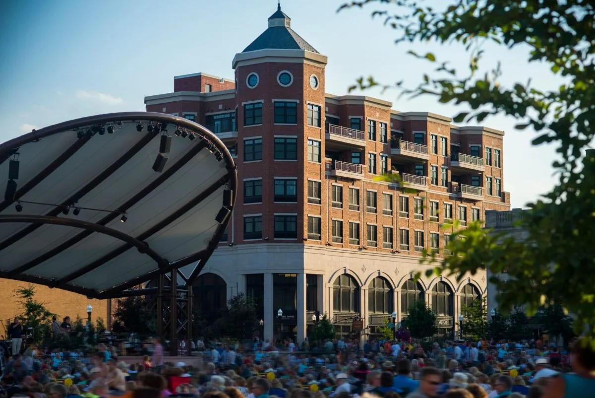      

 
    The Jefferson Street Inn is excited to welcome General Manager Carla Baker as part of our continued quest to elevate the hospitality experience.    Learn more about Carla Baker below:  
 






















    






















