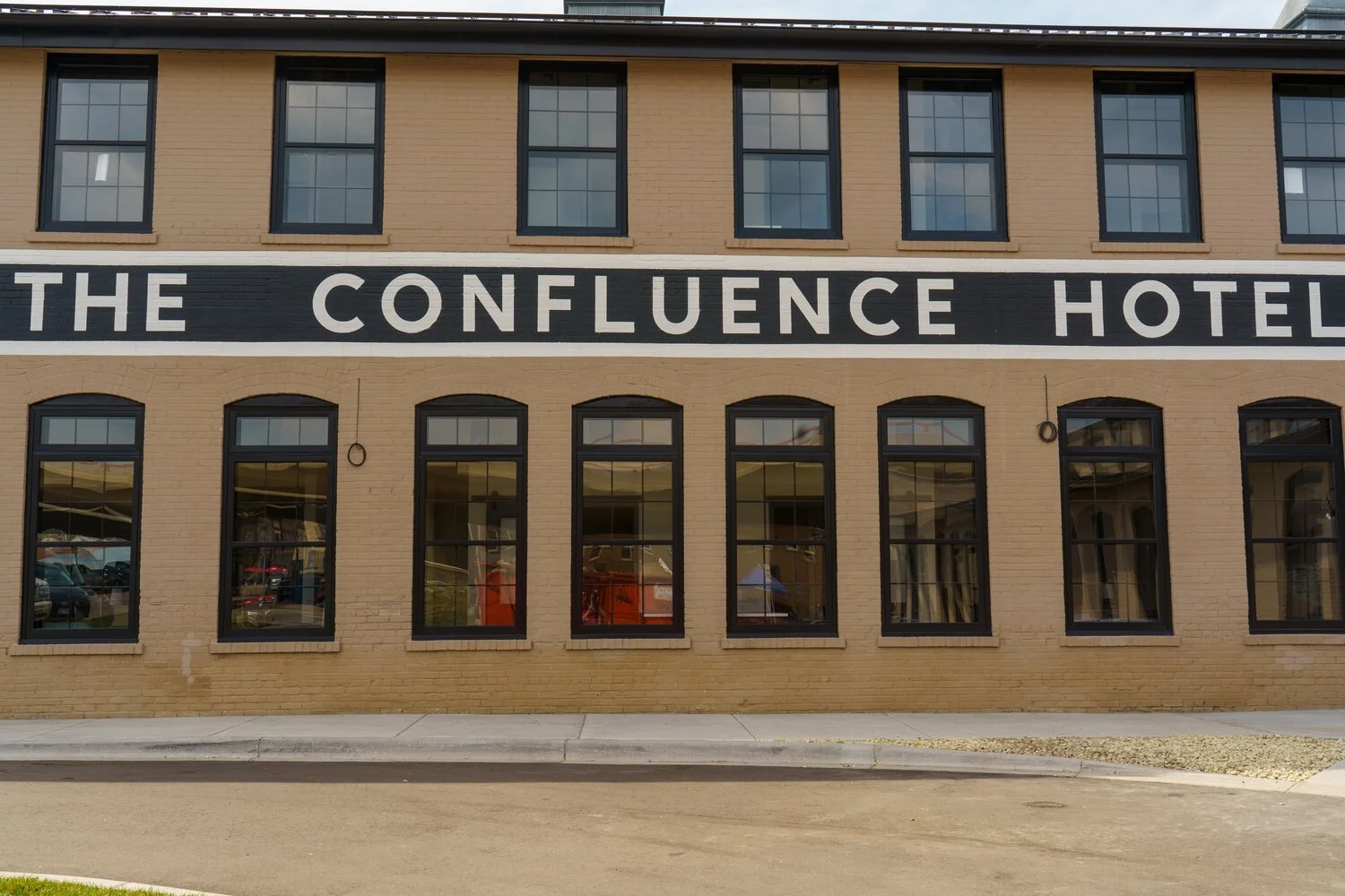 "Twin Cities Live" features the newly-opened Confluence Hotel and Missi's Sip &amp; Savor