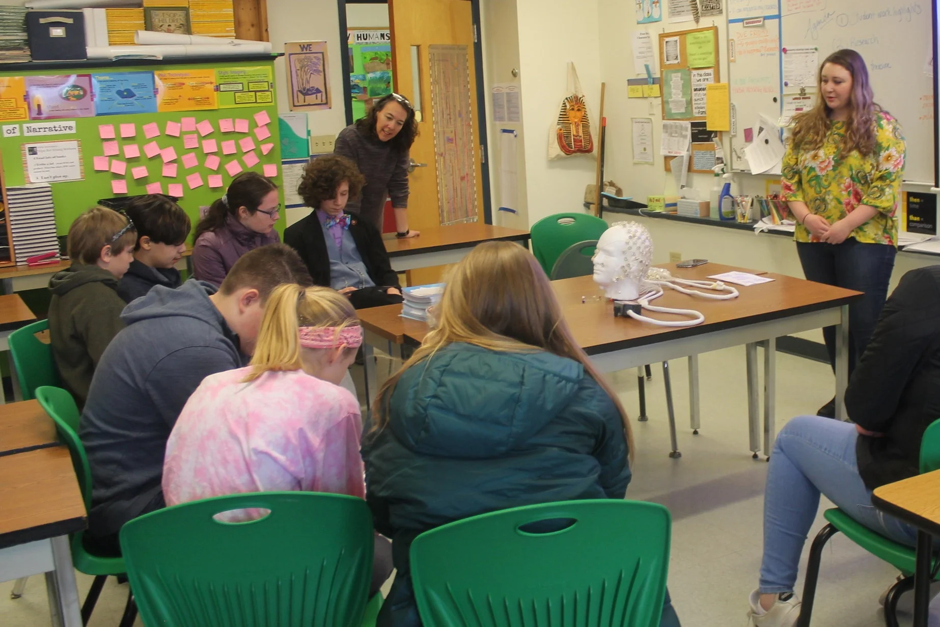  7th graders at the Four Rivers Charter School in Greenfield, MA, discuss neuroethical issues and how the neuroscientific study of attention and reward can be applied to neuromarketing (Spring 2018) 