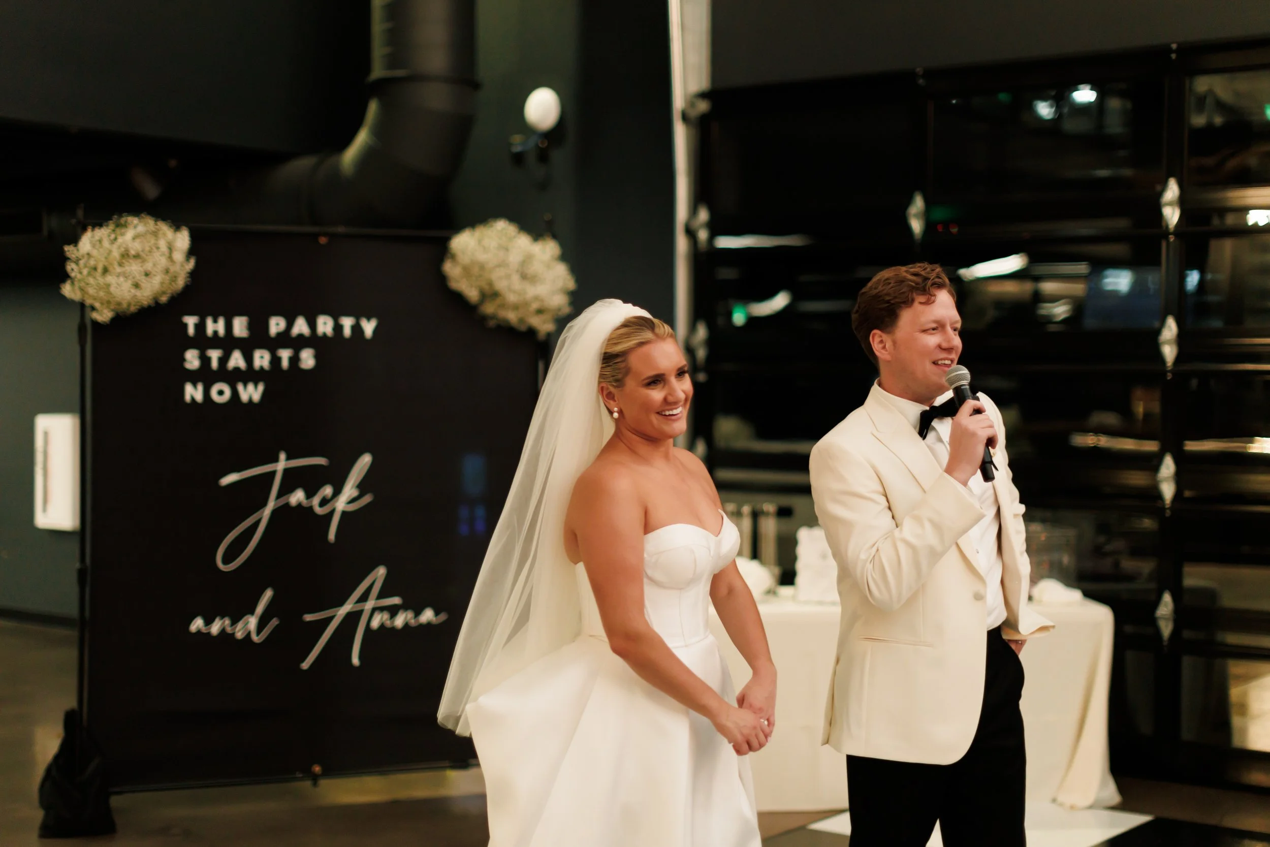 Milwaukee Wedding Venue for Large Weddings, Indoor + Outdoor Spaces