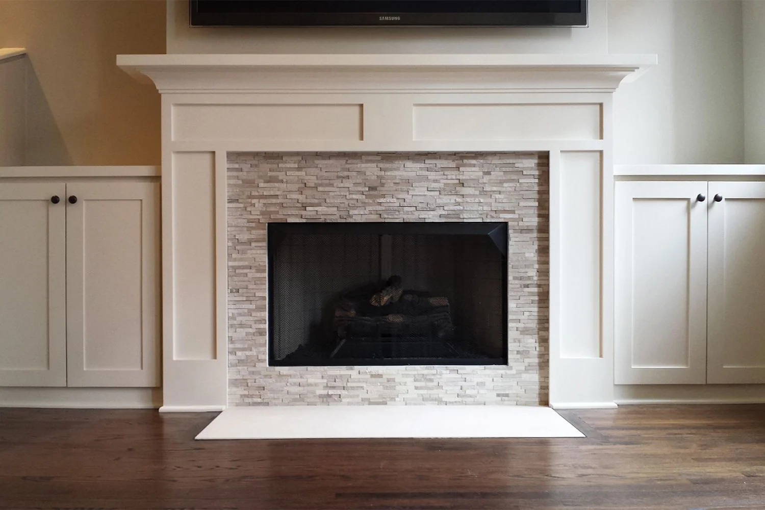 MANTLE.jpg