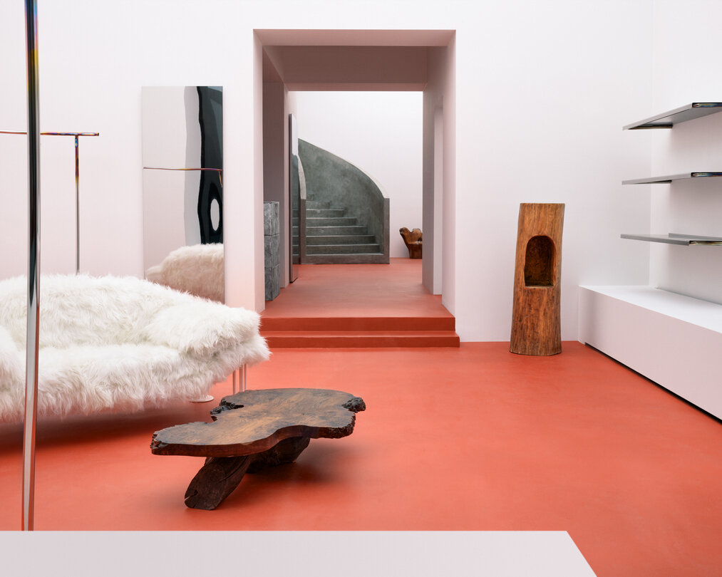 Last week, the Filippa K flagship store in Helsinki reopened unveiling their new store concept. ​​​​​​​​
Helsinki is the first location to be redesigned with Filippa K&rsquo;s new identity and display its updated logotype.