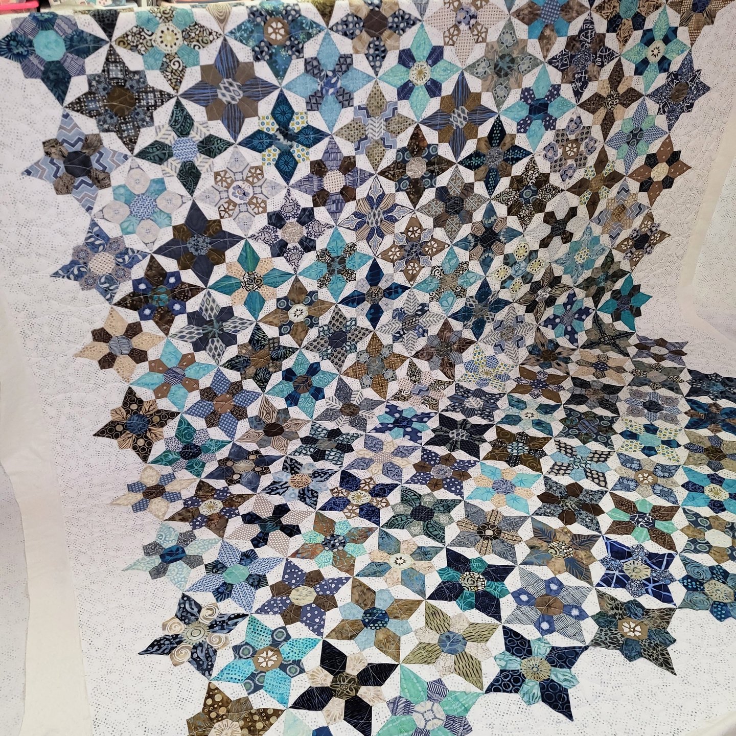 Let&rsquo;s take a moment to celebrate Nancy&rsquo;s breathtaking hand-pieced quilt!!

After sharing my doubts about having the patience for hand-piecing, Nancy inspired me by revealing that she worked on it little by little and found it perfect for 