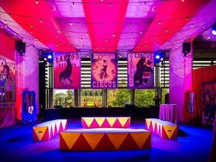 ROLL UP ROLL UP – THE CIRCUS IS HERE