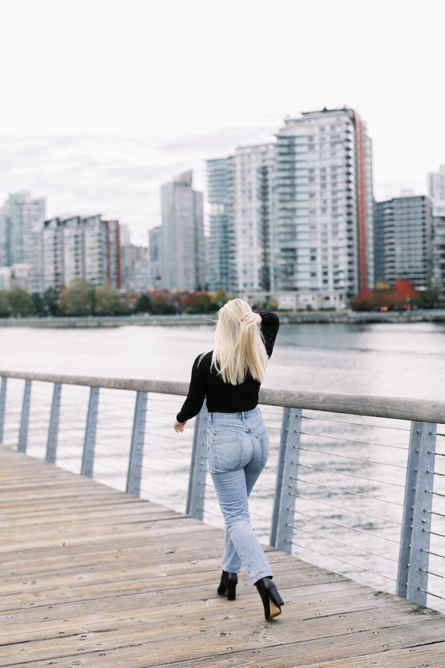 vancouver seawall .jpg