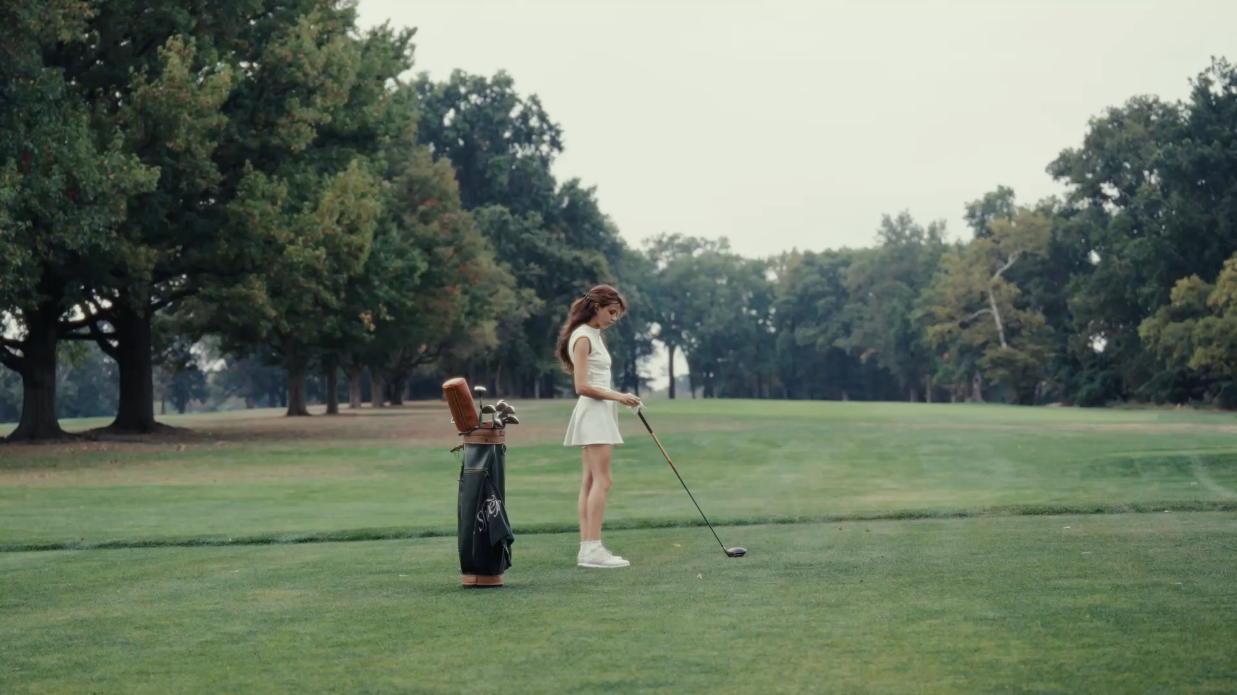 Wide Golfer getting ready