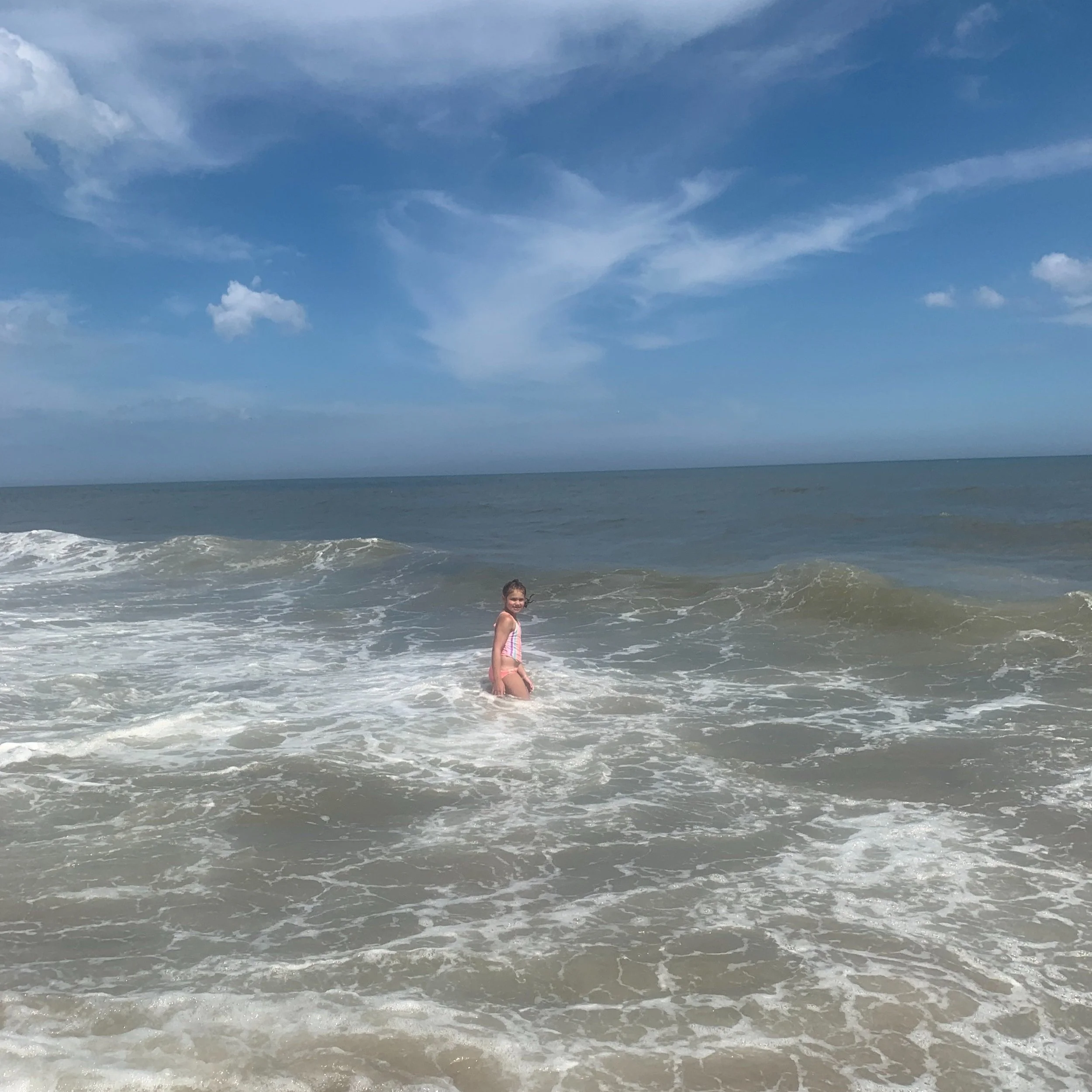 Rip currents and tidal waves