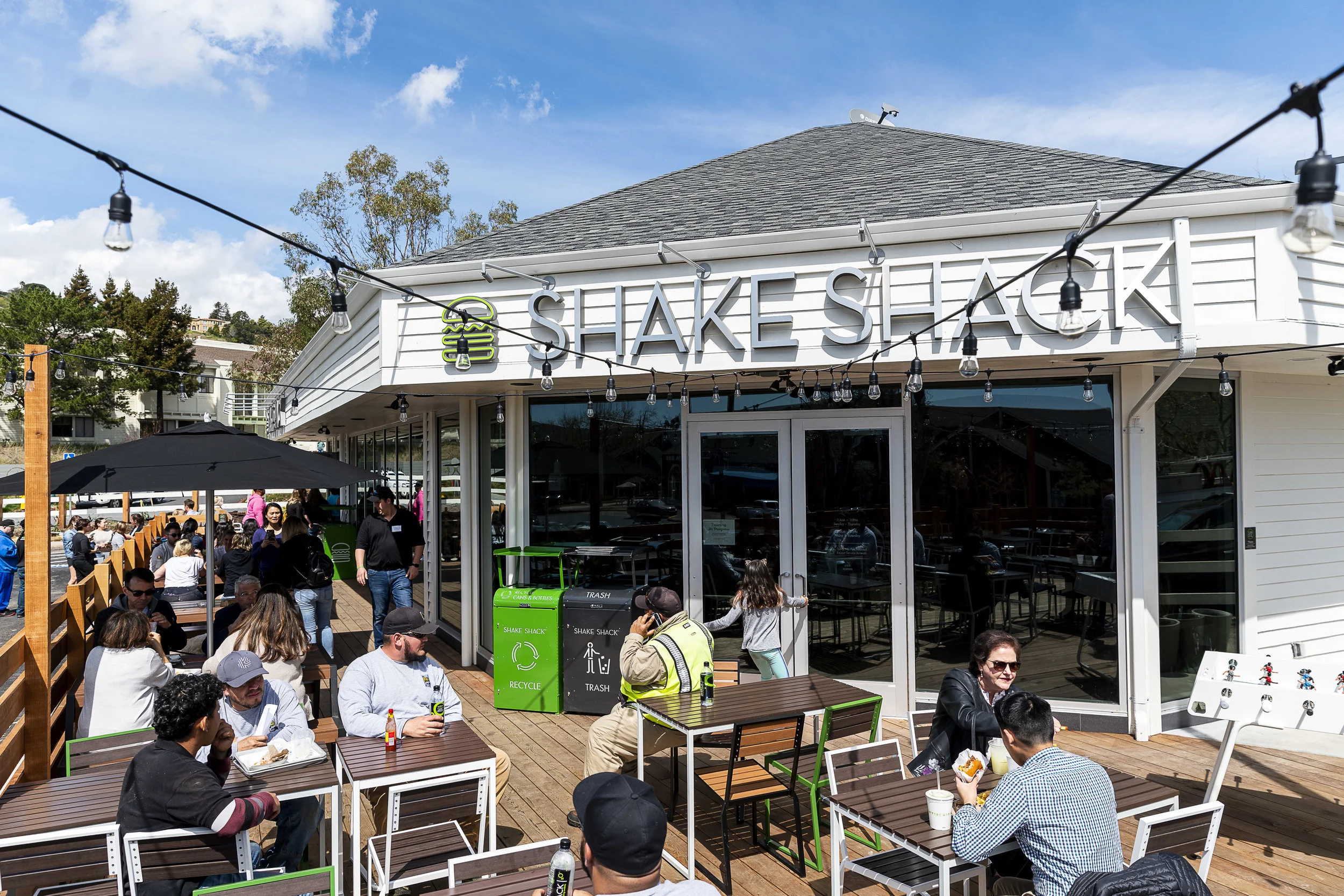 NatandCody_ShakeShack_190326_FandF_5587.jpg