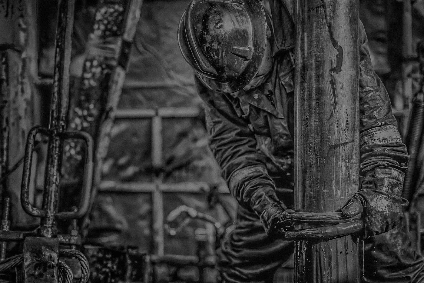 Oil-worker-2.jpg