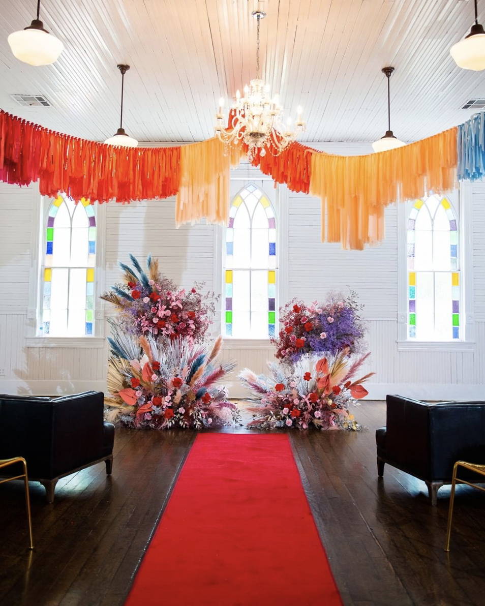 How to Make Ceiling Streamers  DIY Fringe Backdrop for Parties