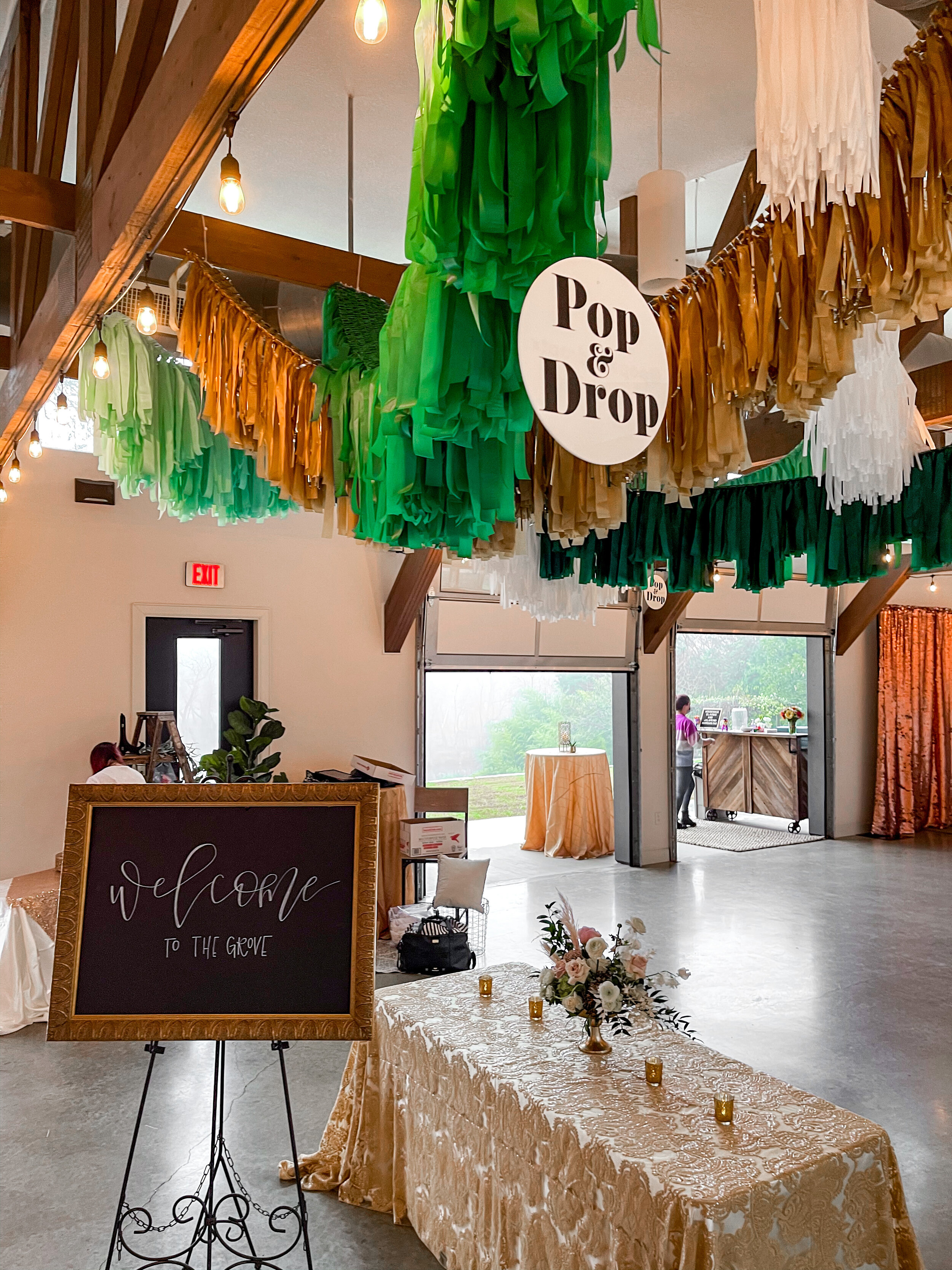 grove on brushy creek wedding decor