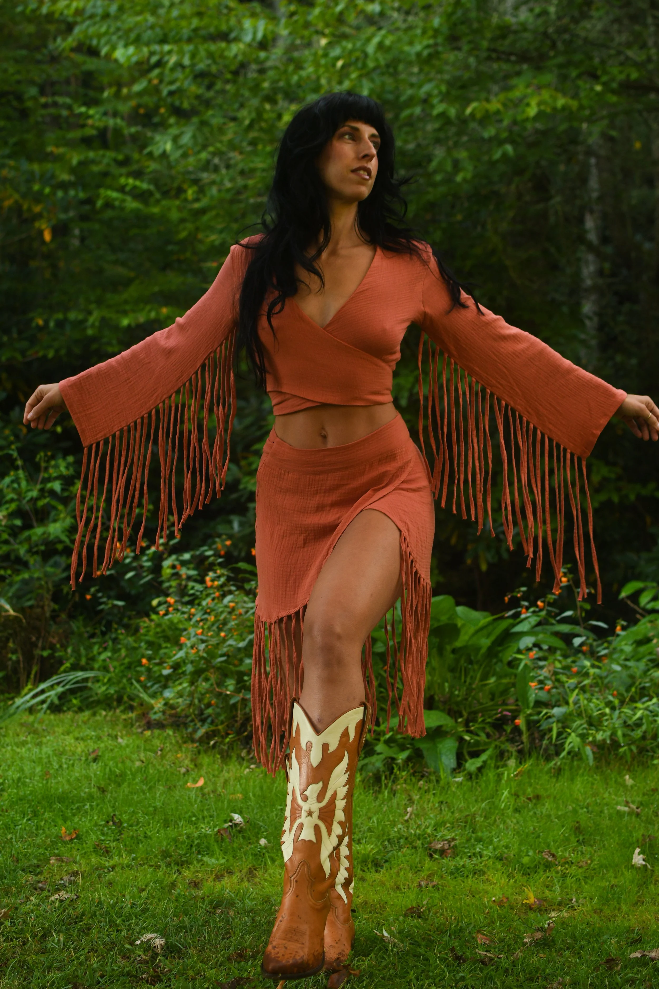 luna_fringe_skirt_3.jpg