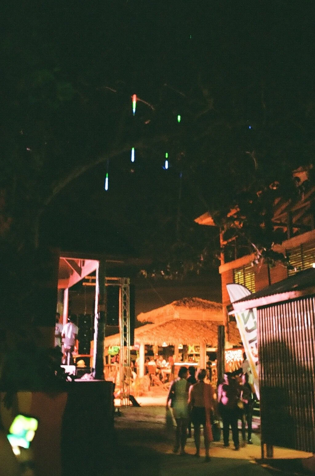 000161220032.jpg