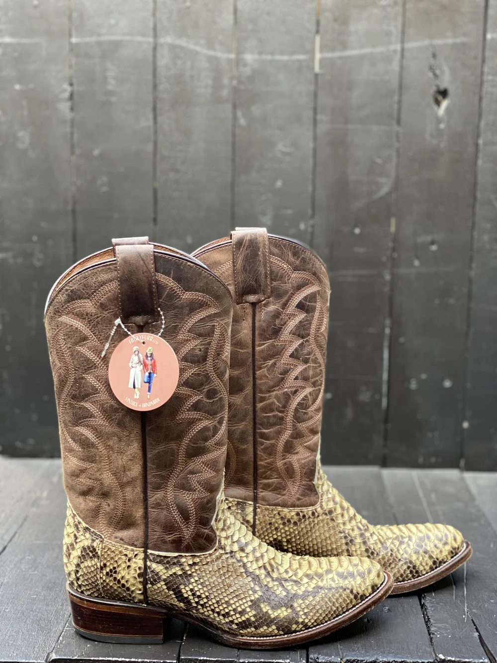 Mens 8.5, Circle G Boots — FauxyFurr Vintage + Handmade display picture 1