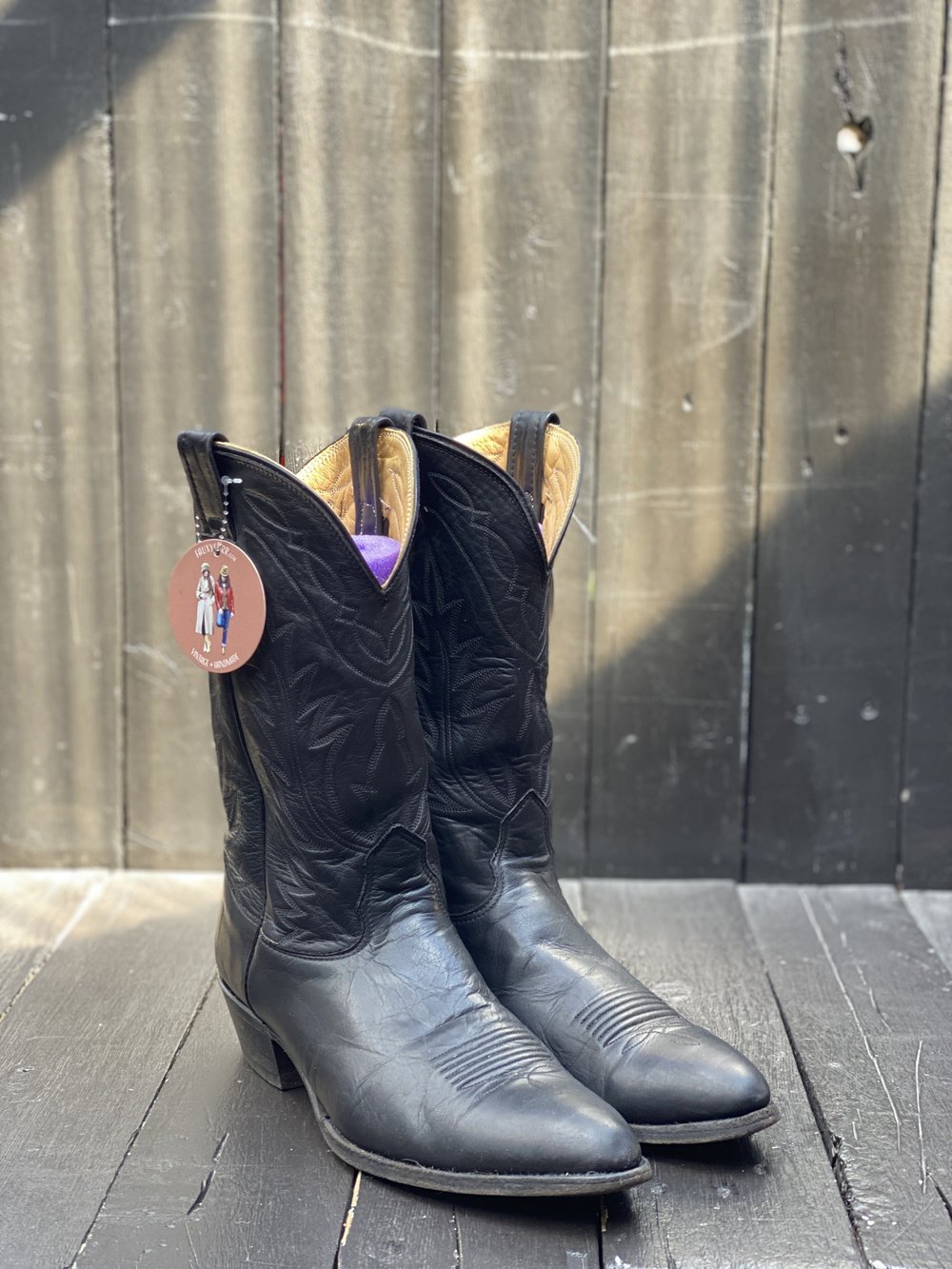 Mens 11B, Nocona Boots — FauxyFurr Vintage + Handmade display picture 3