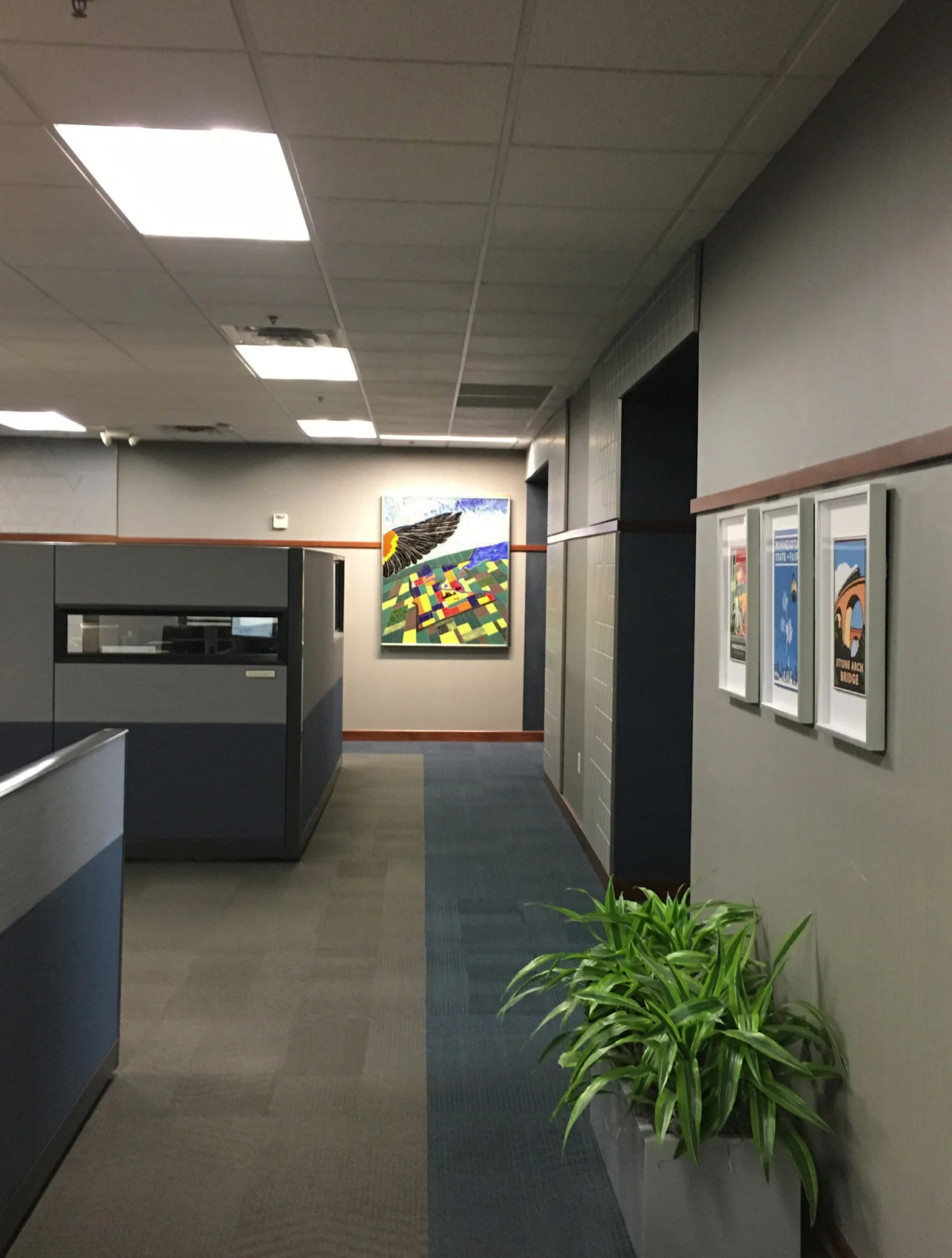 4.Wings-Hallway2.jpg