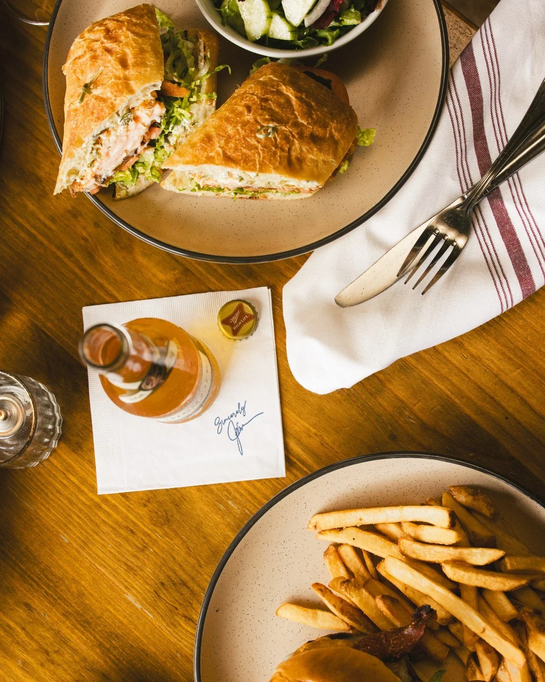 Whether you're in the mood to treat yourself or keep it casual, we've got a plate for you. :)
Come as you are and stay as long as you like (not past closing time though).