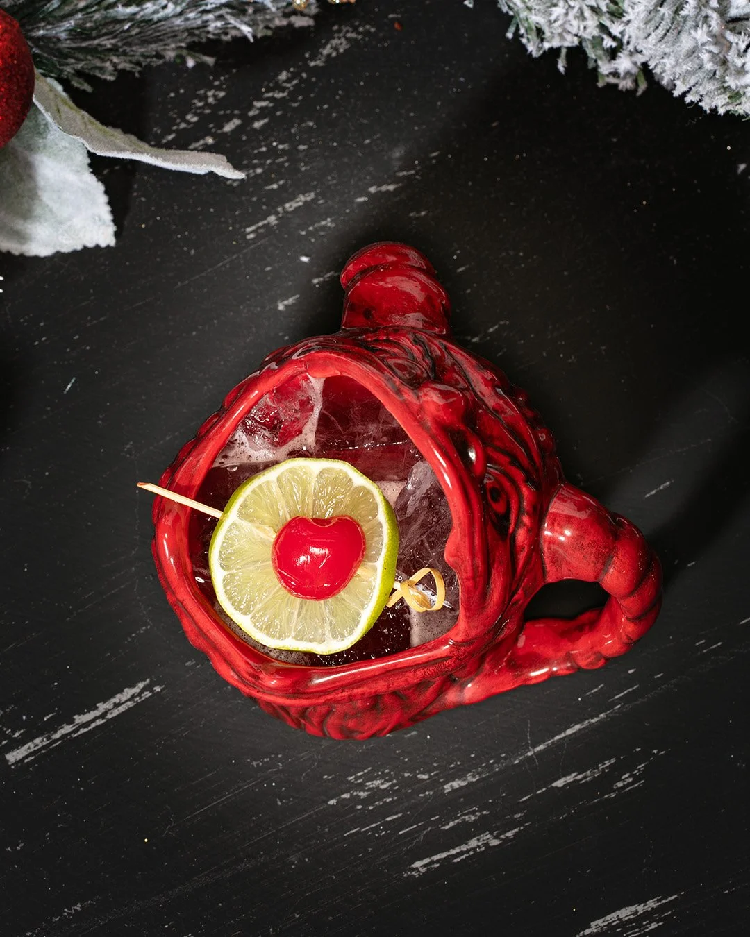 Feeling a little naughty? Meet the Krampus cocktail: part holiday mischief, part spicy delight.  Dare to sip?

#MiraclePopUp #MiraclePartner #MiracleOnCentre