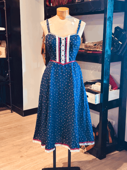 Dresses — Star Struck Vintage