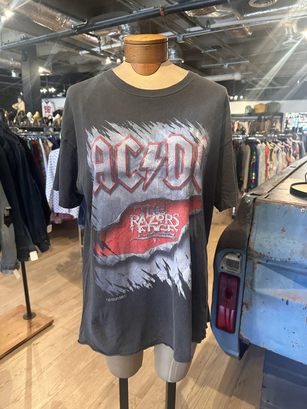 トップス AC/DC 1990 THE RAZORS EDGE TOUR T-SHIRT Vintage 90's AC/DC The Razors Edge 1990 Tour T-shirt | eBay