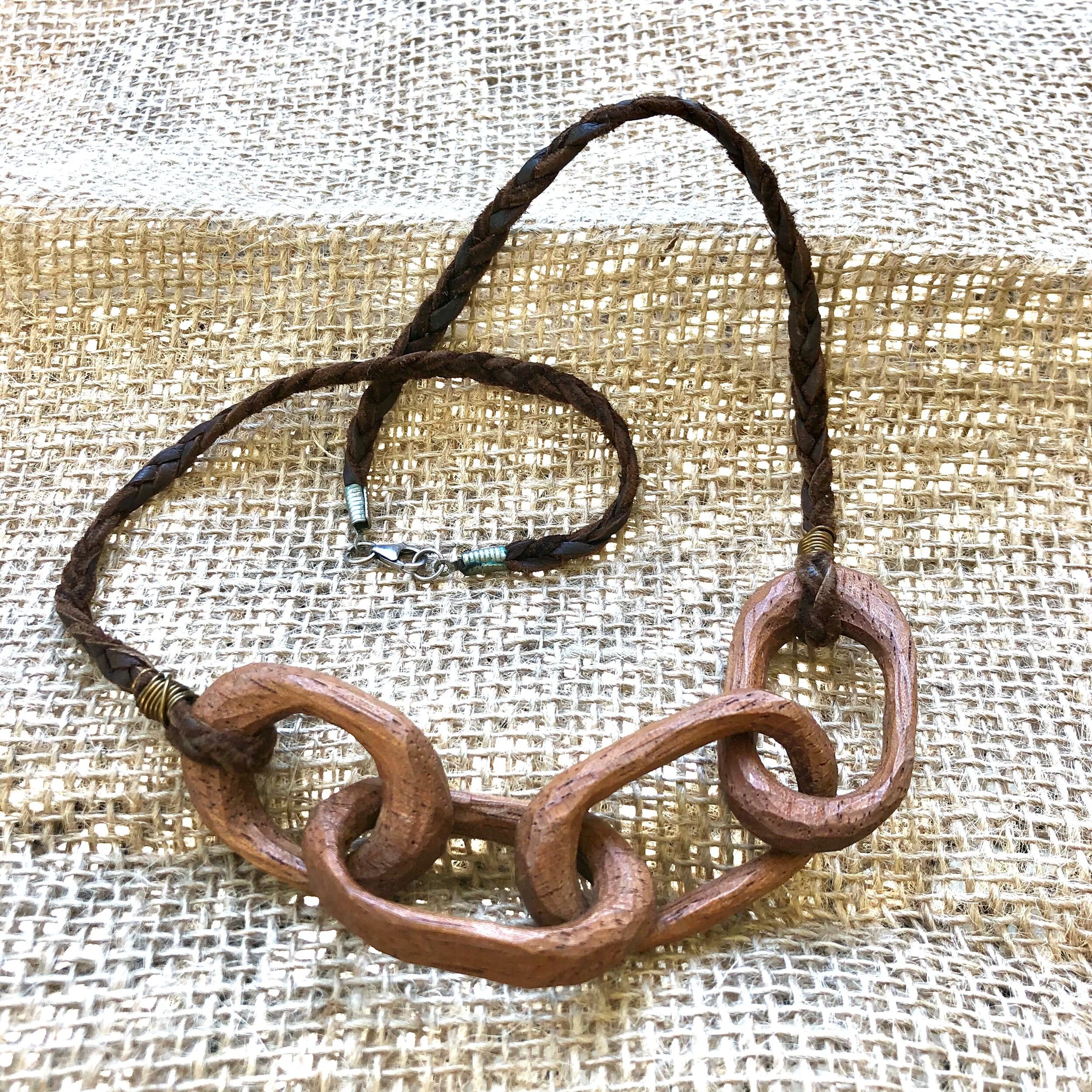 56C39A51-2EC3-41EA-B96B-B37C1193CD23