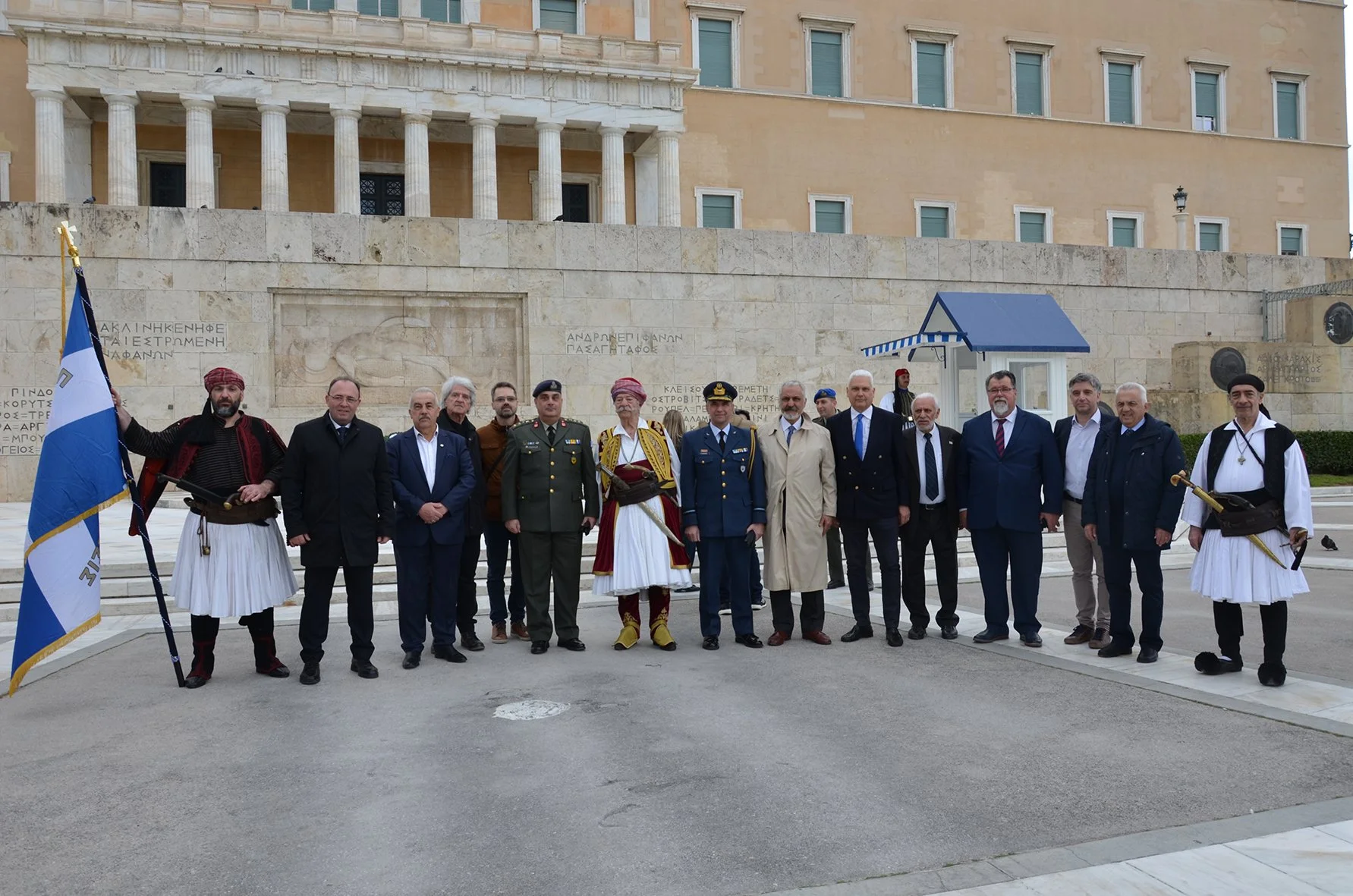 Συμμετοχή του Π.Ο.Α.Α 1821 στην εκδήλωση της Παγκαλαβρυτινής Ένωσης για την απελευθέρωση των Καλαβρύτων στην πλατεία Συντάγματος