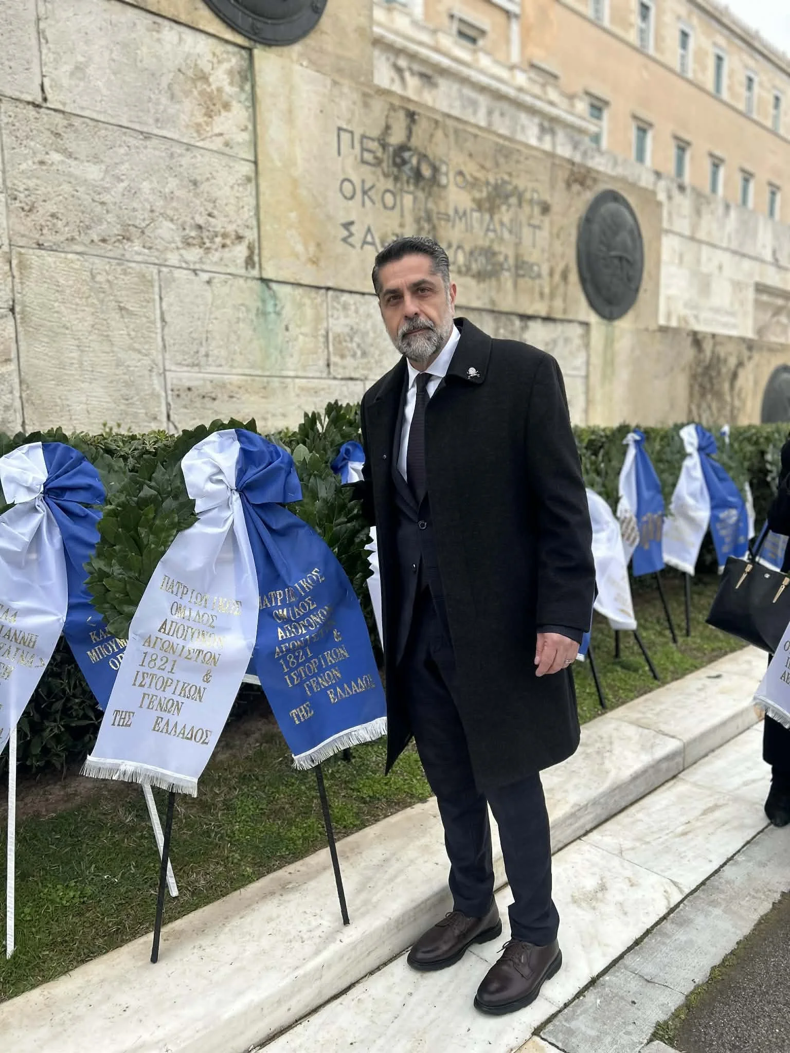 Κατάθεση στεφάνου στο Μνημείο του Αγνώστου Στρατιώτη για την Εθνική Επέτειο της 25ης Μαρτίου από τον Π.Ο.Α.Α 1821 