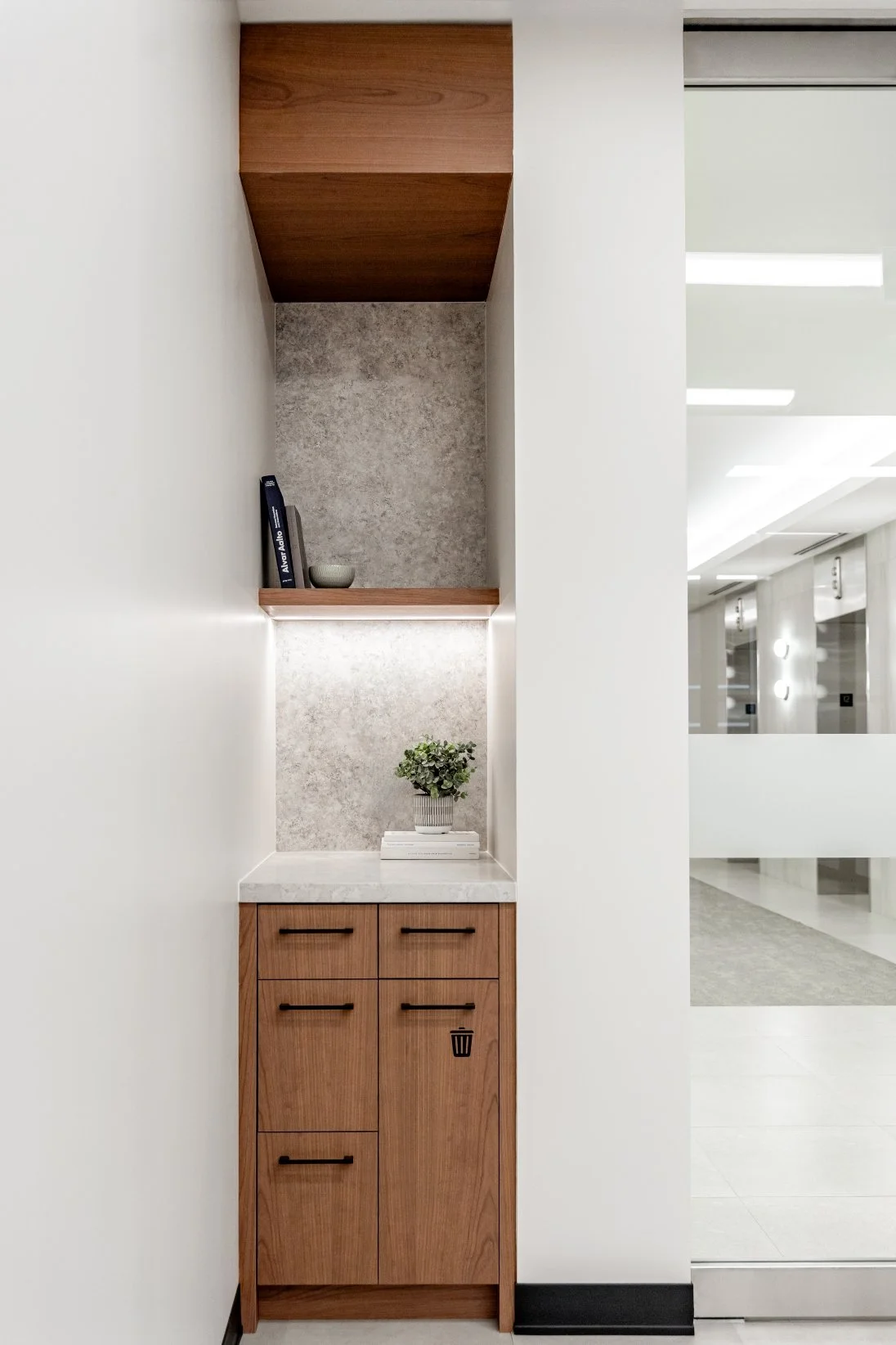 Block-Interior-Design-Studio-Calgary-Commercial-Interior-Design-Studio-Livingston-Show-Suite-Interior-Design-1