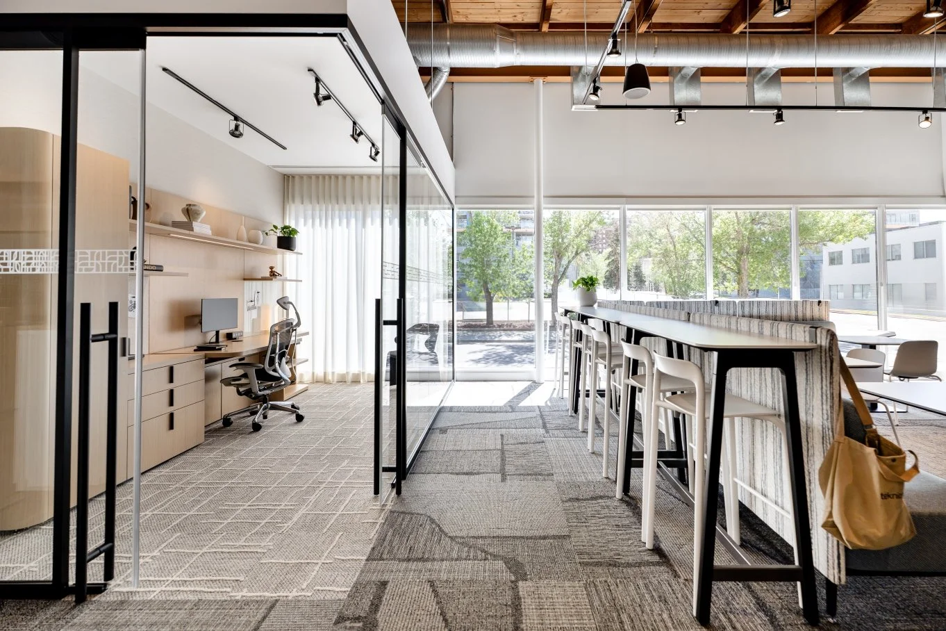 teknion-showroom-renovation-calgary-by-commercial-interior-design-firm-block-interior-design-calgary