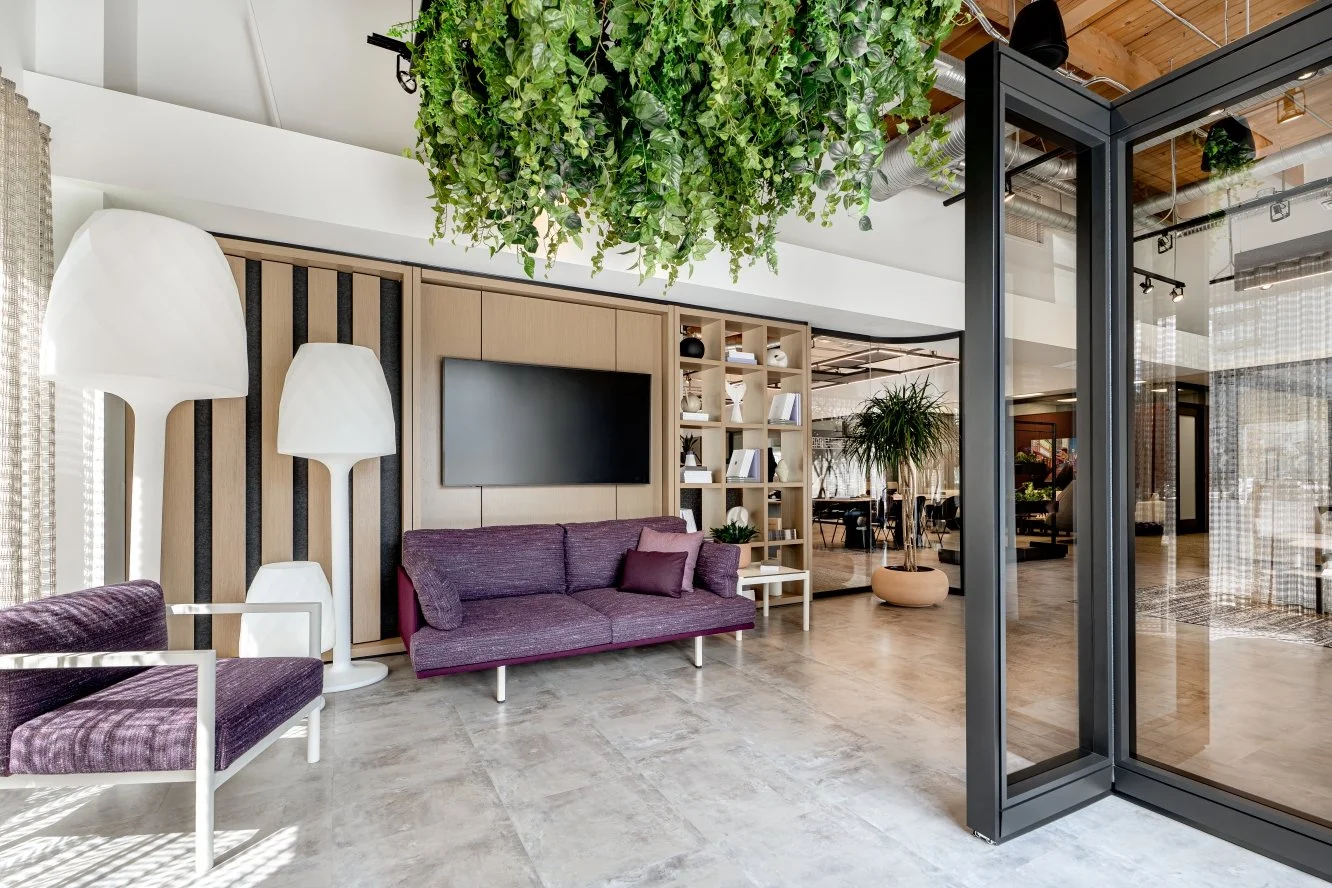 teknion-showroom-renovation-calgary-by-commercial-interior-design-firm-block-interior-design-calgary