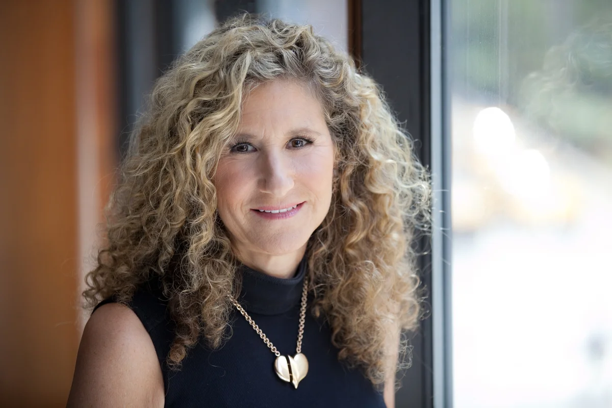 Keynote Speaker_Edie Lutnick.jpg