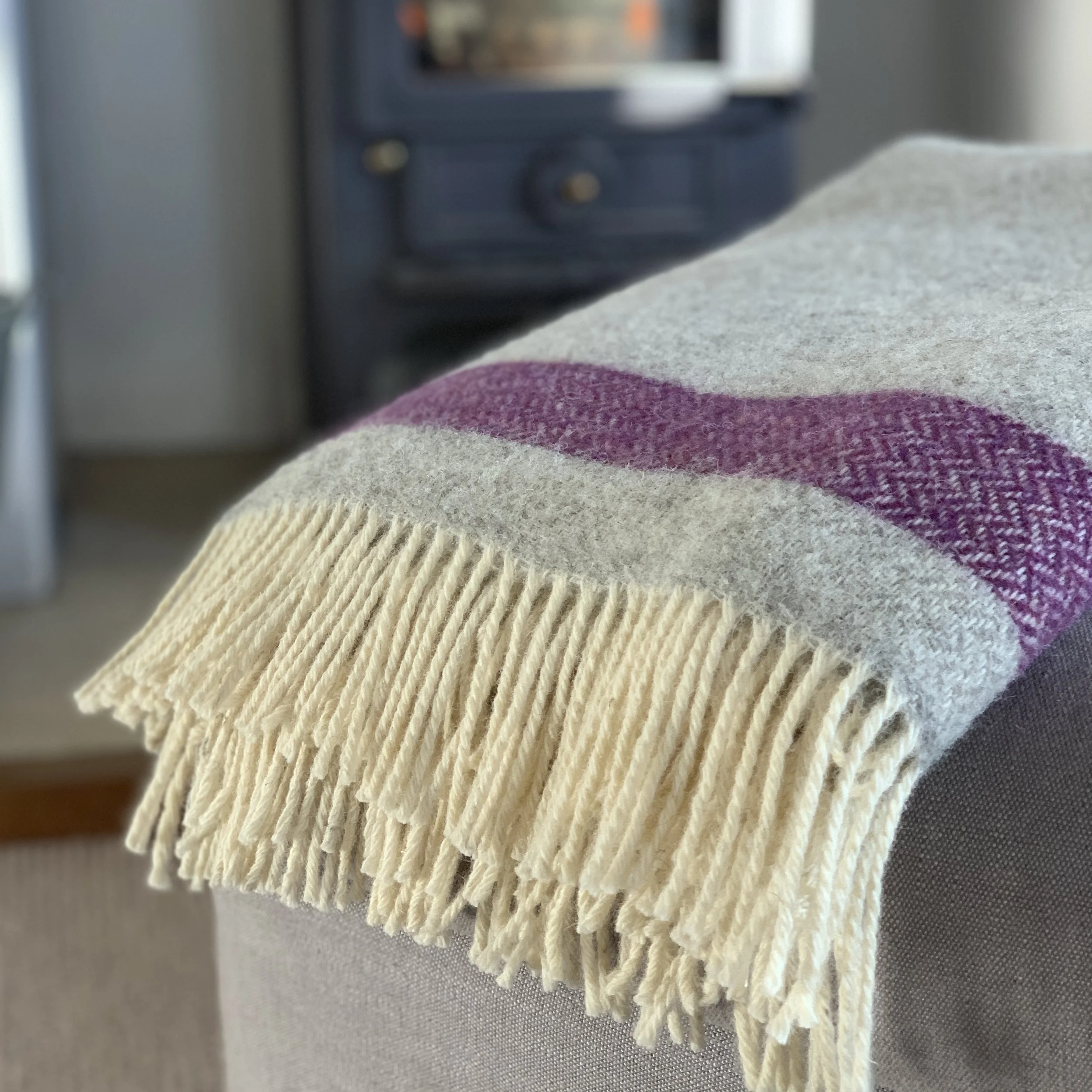 Luxury Herringbone Knee Rug - Olive