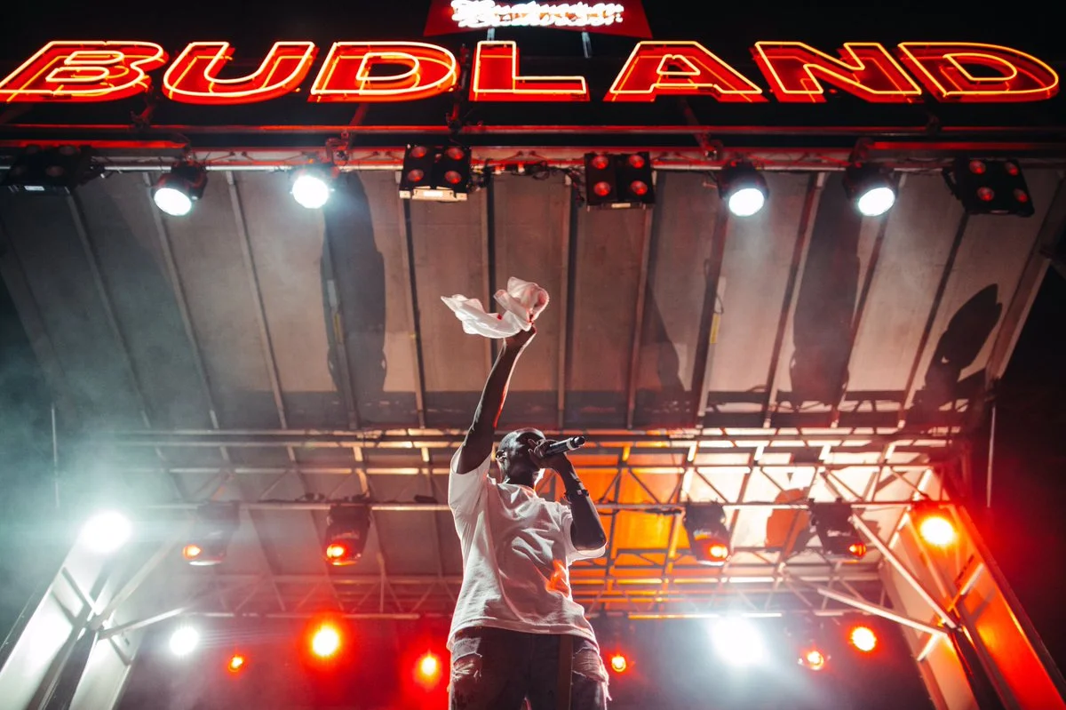 BUDWEISER PRESENTS BUDLAND
